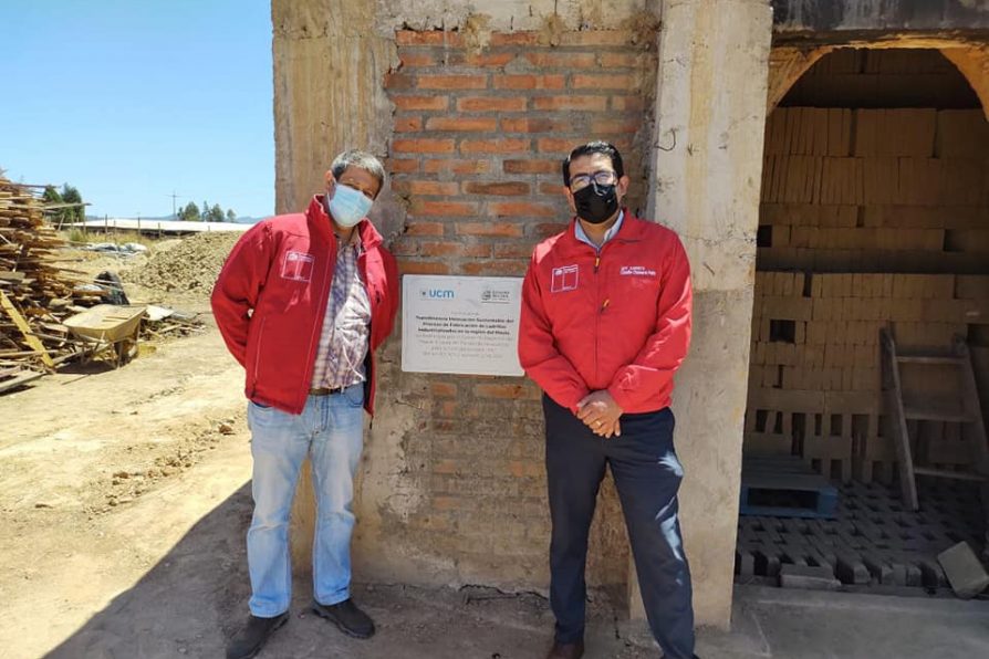 Cauquenes: Inauguran horno para la fabricación de ladrillos