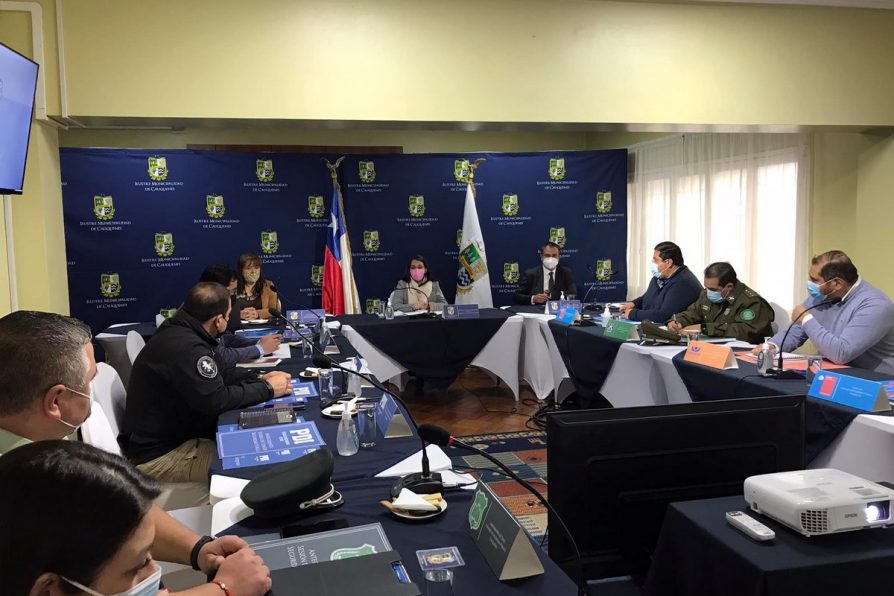 Delegado Presidencial  participa en reunión del Consejo Comunal de Seguridad Pública  en Cauquenes