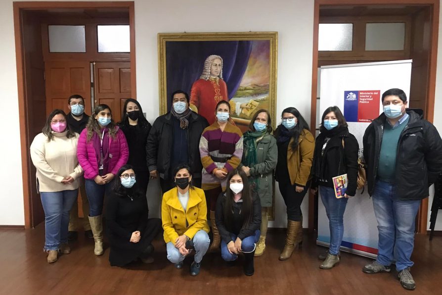 <strong>Red comunal del Programa Jefas de Hogar se reunió en Cauquenes</strong>