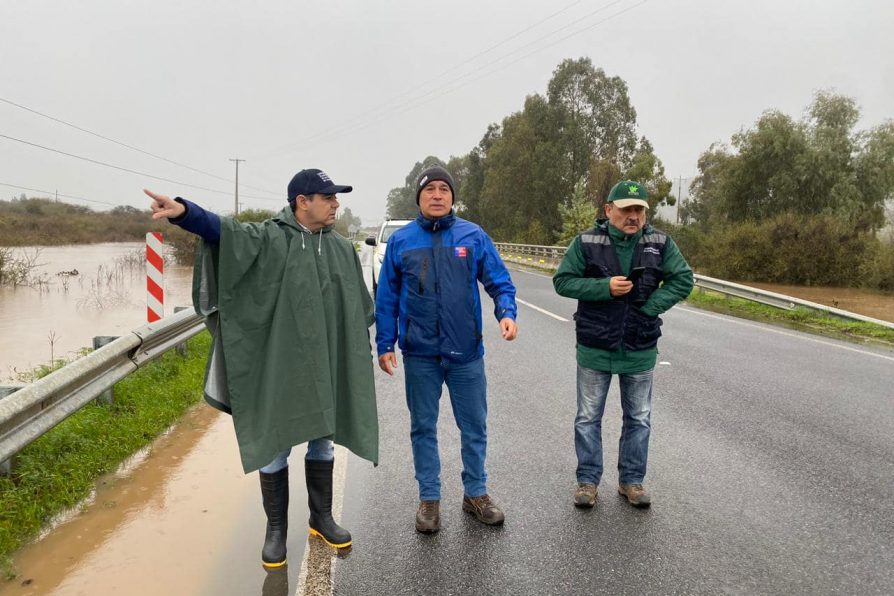 DELEGADO MERINO ESTUVO EN TERRENO MONITOREANDO EL SISTEMA FRONTAL QUE AFECTÓ A LA PROVINCIA DE CAUQUENES