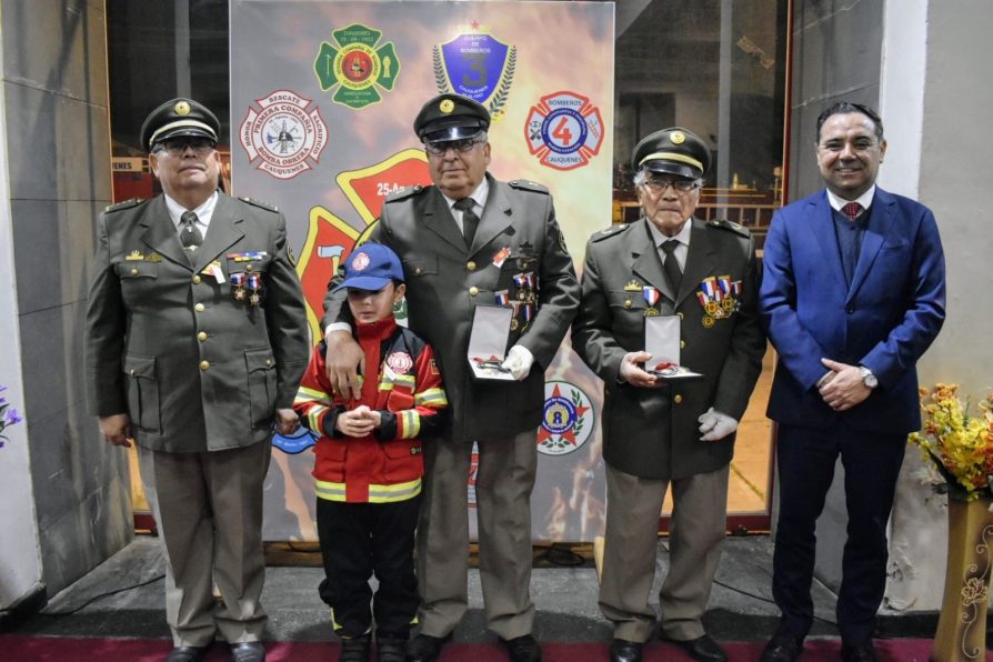 Delegado Presidencial de Cauquenes participa en la conmemoración del Día Nacional del Bombero