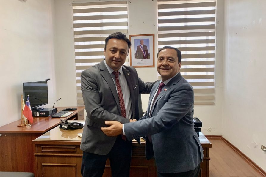 DELEGADO PRESIDENCIAL SIMÓN RECABAL SALAS RECIBE SALUDO PROTOCOLAR DEL DIPUTADO DANIEL BUSTOS LEAL