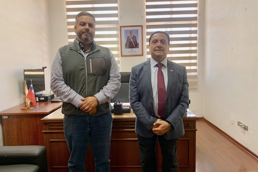 CONSEJERO REGIONAL FRANCISCO JOSÉ RUIZ PRESENTA SALUDO PROTOCOLAR A NUEVO DELEGADO PRESIDENCIAL DE CAUQUENES