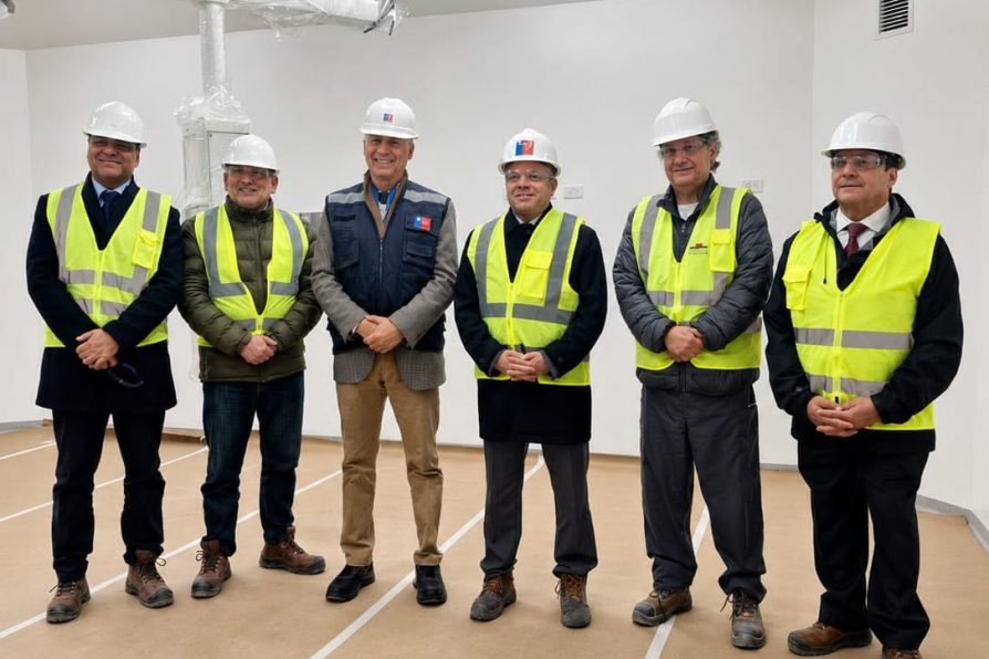MICRO-RED DE SALUD ENTRE CAUQUENES Y LINARES AVANZA TRAS ENCUENTRO DE AUTORIDADES EN NUEVO HOSPITAL PROVINCIAL