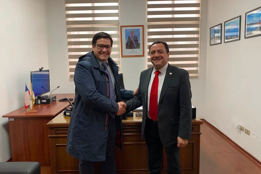 DELEGADO PRESIDENCIAL DE CAUQUENES SOSTIENE REUNIÓN DE COORDINACIÓN CON SEREMI DE MEDIO AMBIENTE