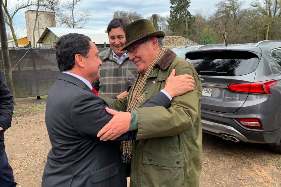MINISTRO DE AGRICULTURA INICIÓ AGENDA DE TRABAJO EN CAUQUENES