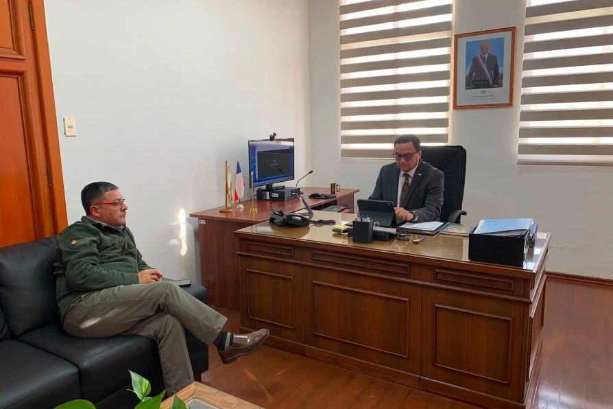 DELEGADO PRESIDENCIAL DE CAUQUENES PARTICIPA EN MESA REGIONAL PARA REFORZAR PREVENCIÓN DE INCENDIOS FORESTALES