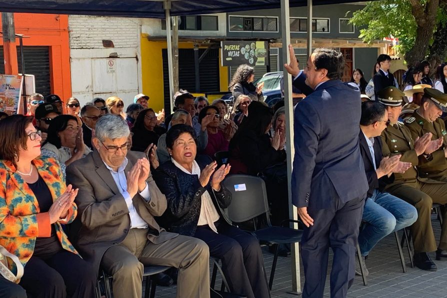 DELEGADO PRESIDENCIAL PRESIDE CEREMONIA DEL ANIVERSARIO 82 DE LA LOCALIDAD  DE PELLUHUE